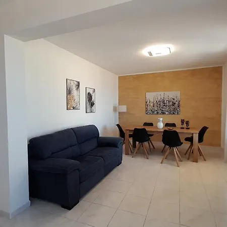 Casa L'orizzonte Апартаменты *